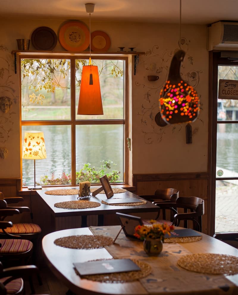 Local dining and cultural attractions in Barry's Bay